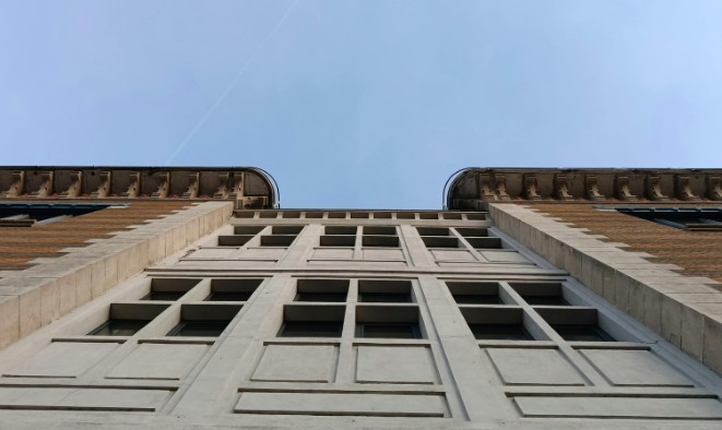 Obra de fachada de edificio en Valladolid